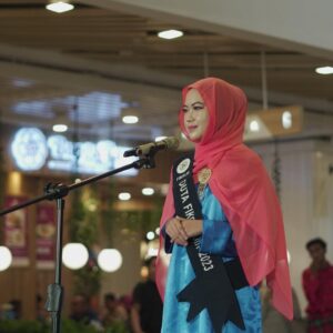 Finalis Putri, Nur Affilia Juanda (Lala) Speach tentang isu isu komunikasi terkini (Instagram@dutafikomuir)